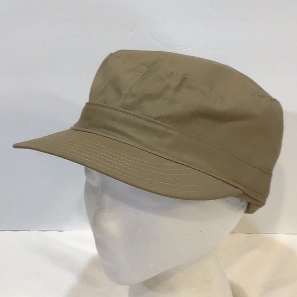 US Military combat hat with ear flaps never worn - Picture 1 of 10